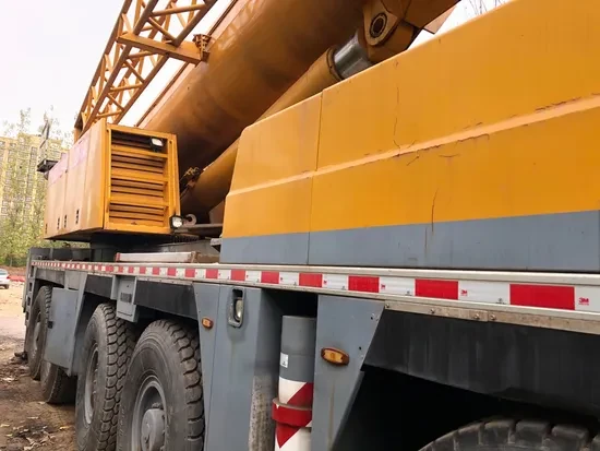 Supplier listing photo for Liebherr LTM-2200 Truck Crane