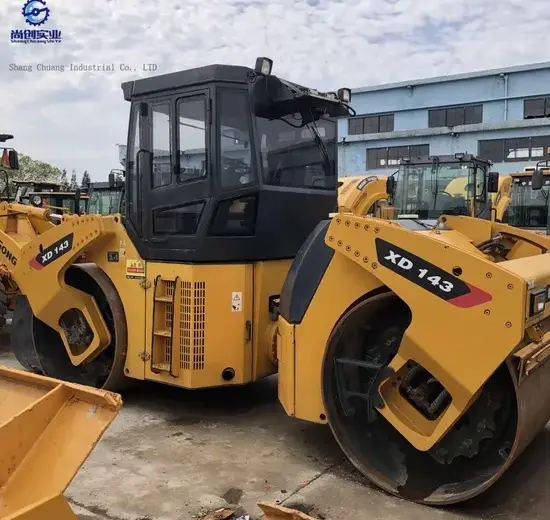Supplier listing photo for XCMG XD143 14-Ton Road Roller