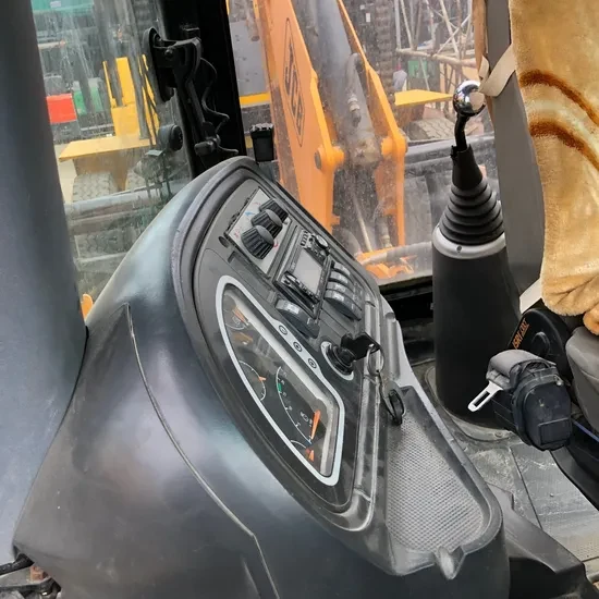 JCB 3CX / 4CX Backhoe Loader — verify exact model supplier-listing photo